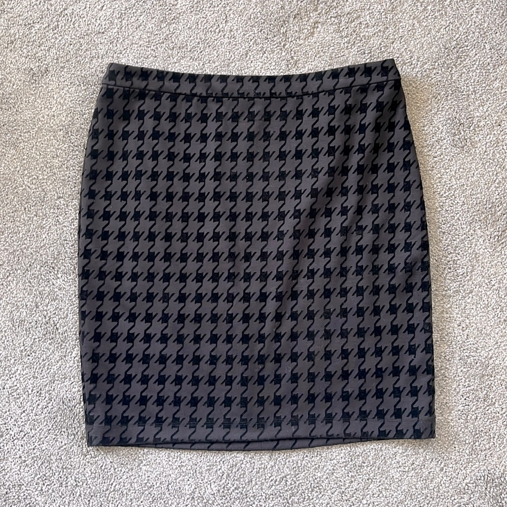 LOFT houndstooth skirt | size 10